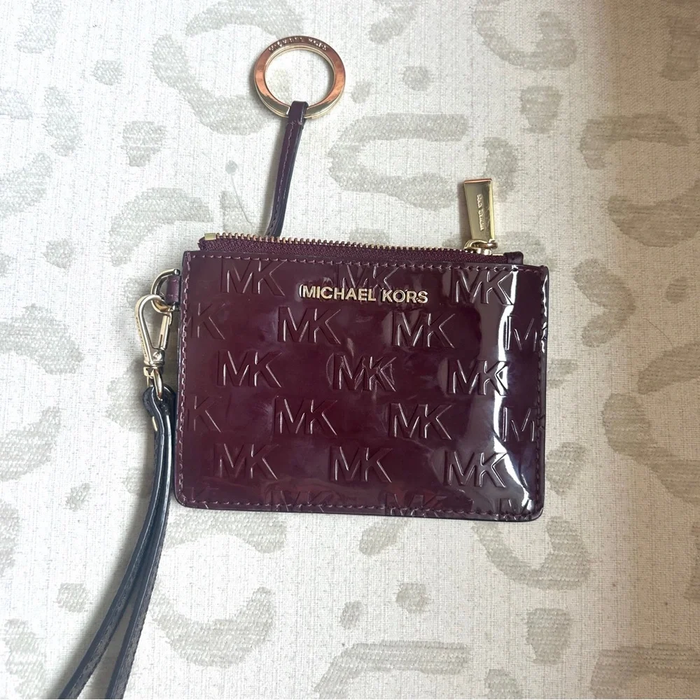 Michael Kors compact patent